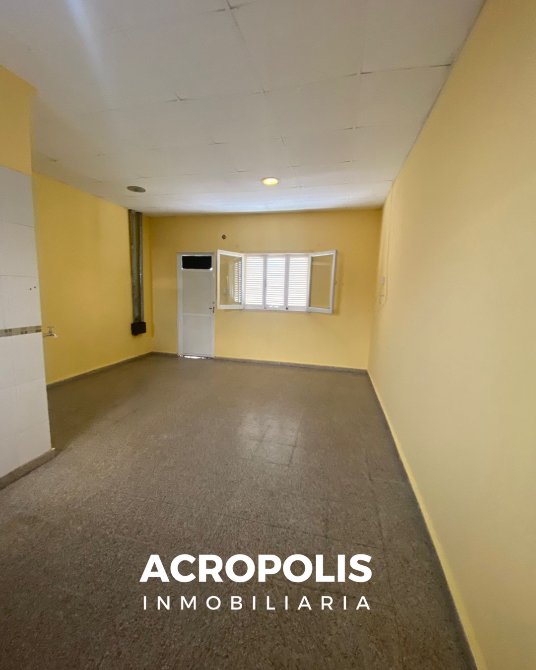 AVENIDA SARMIENTO N° 169 - DEPARTAMENTO N° 8 - ¡Monoambiente en alquiler! — imagen 3